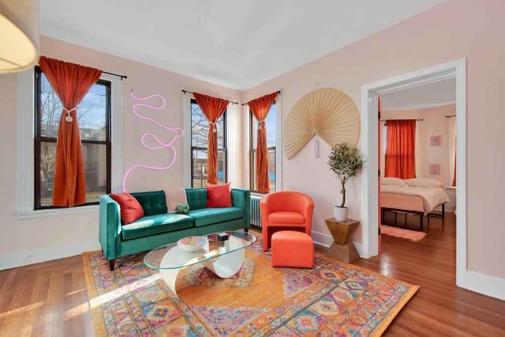 Peachy Paradise In East Rock Near Dt/Yale New Haven Ngoại thất bức ảnh