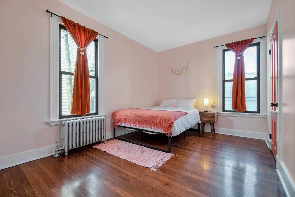 Peachy Paradise In East Rock Near Dt/Yale New Haven Ngoại thất bức ảnh